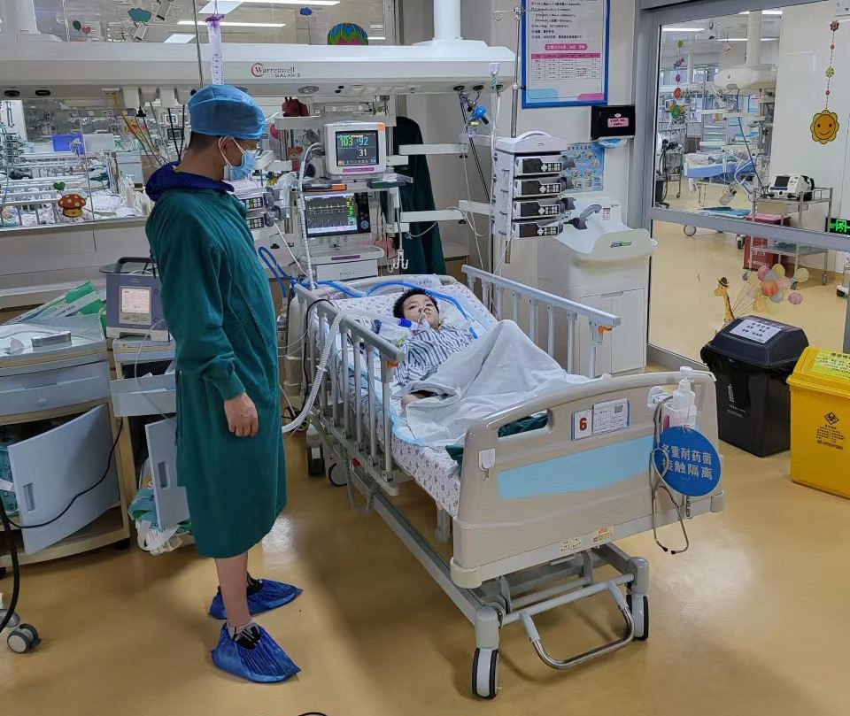 松滋市跨省救护车出租公司